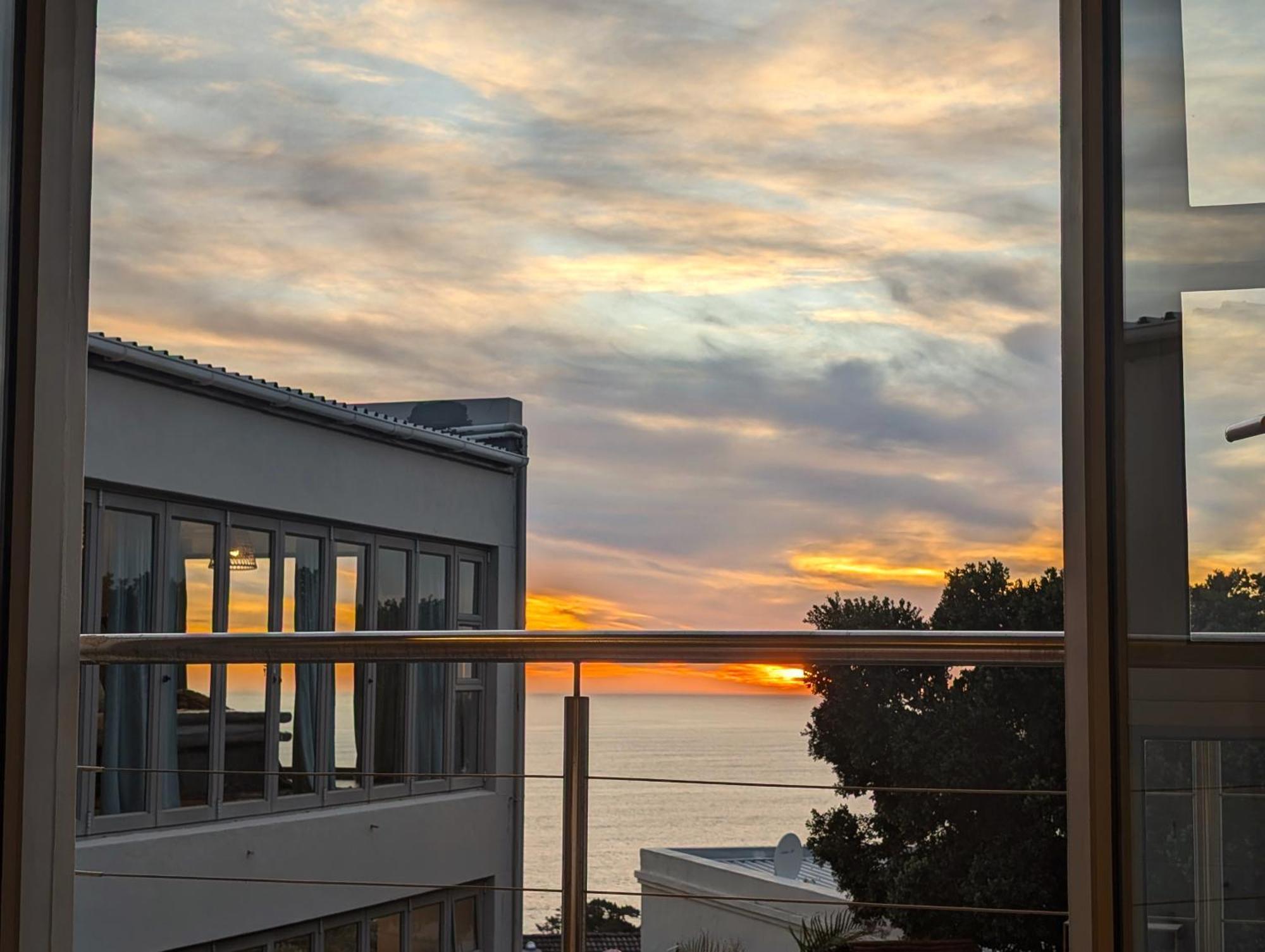 Beachwood Camps Bay Кейптаун Стая снимка