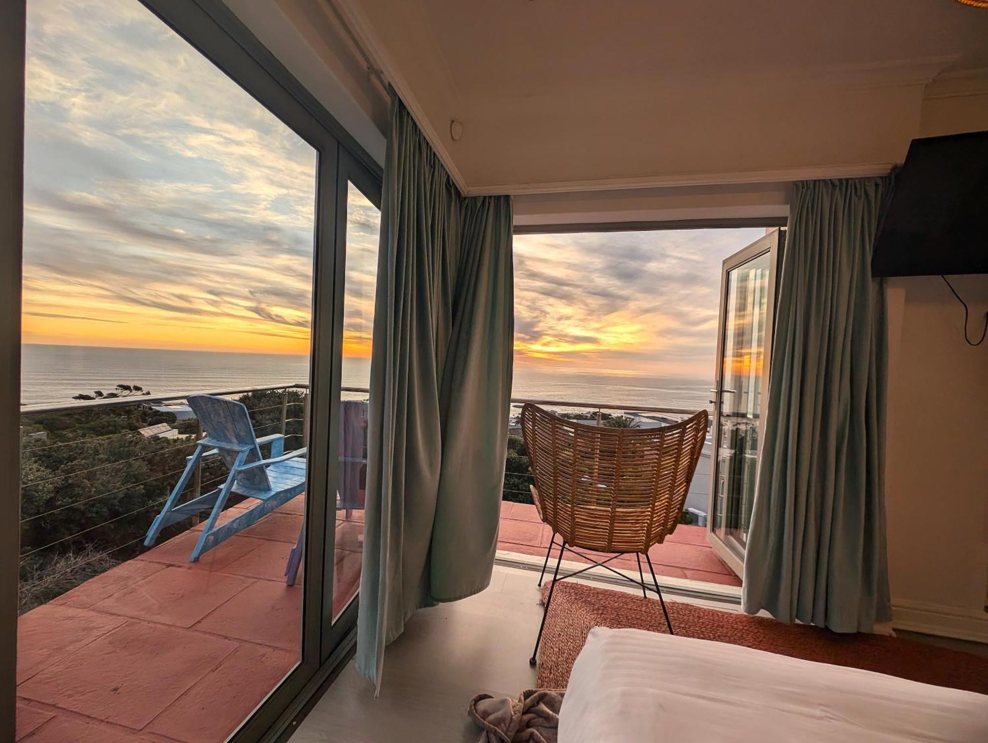 Beachwood Camps Bay Кейптаун Екстериор снимка