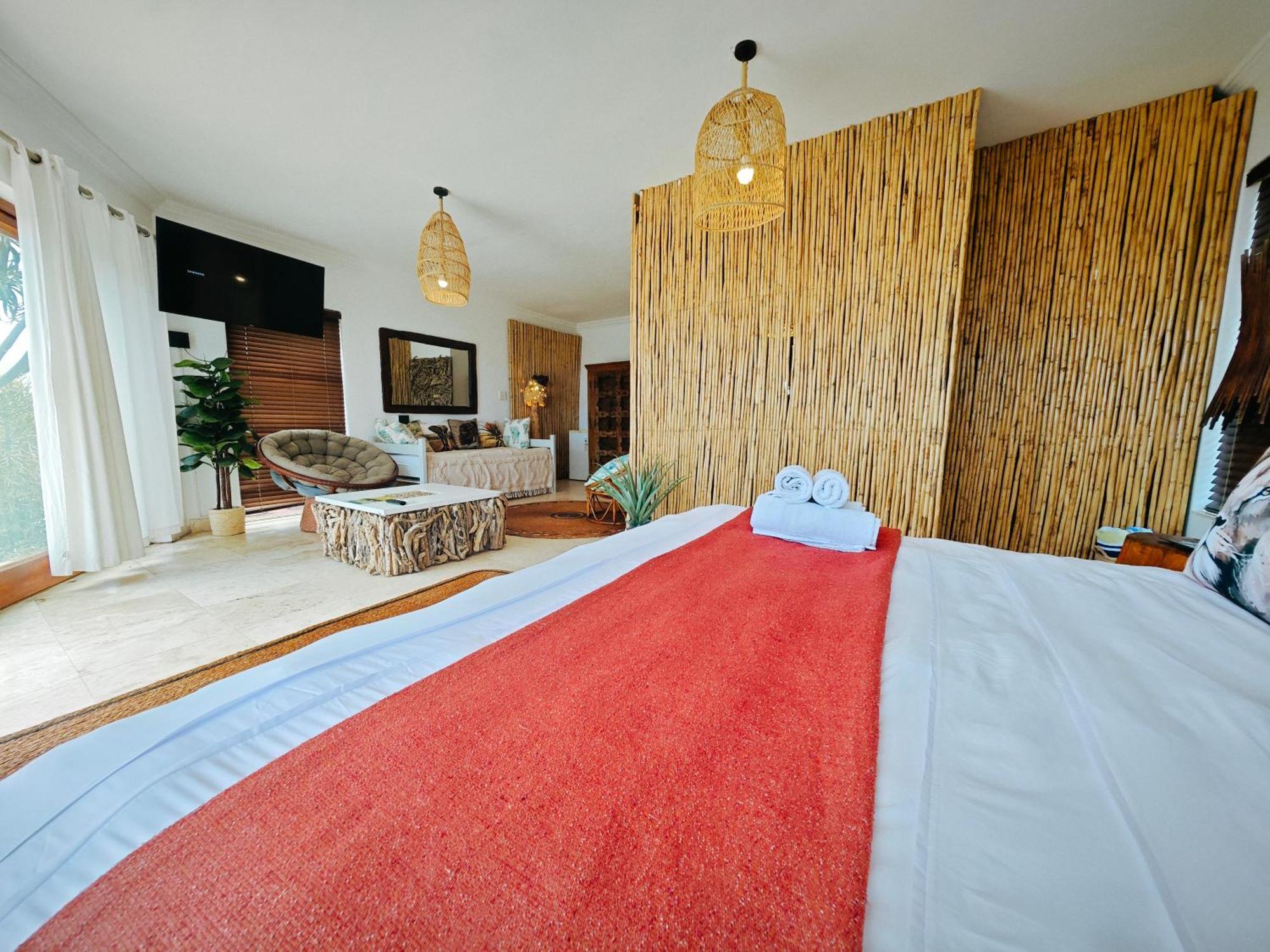 Beachwood Camps Bay Кейптаун Екстериор снимка