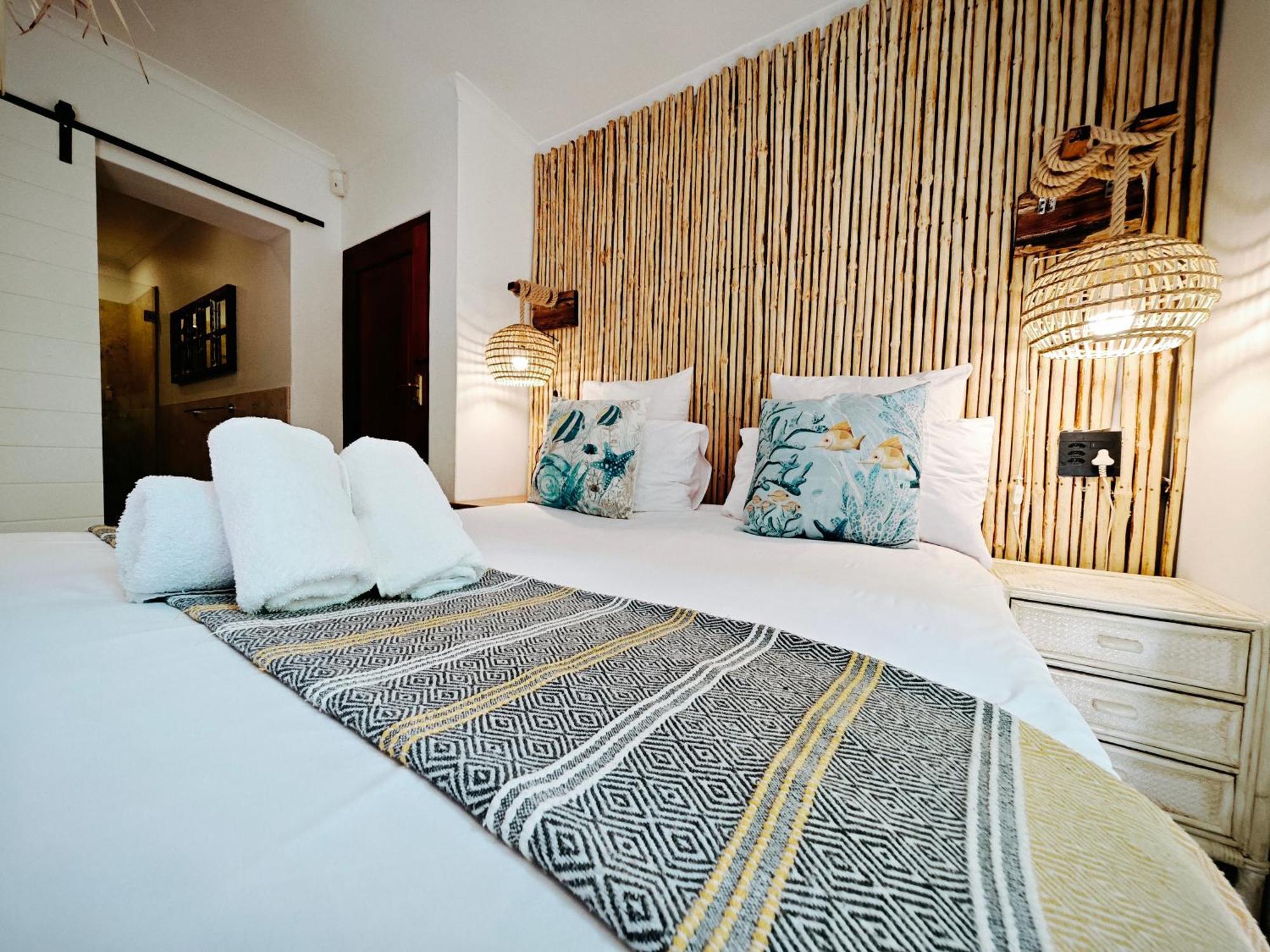 Beachwood Camps Bay Кейптаун Екстериор снимка